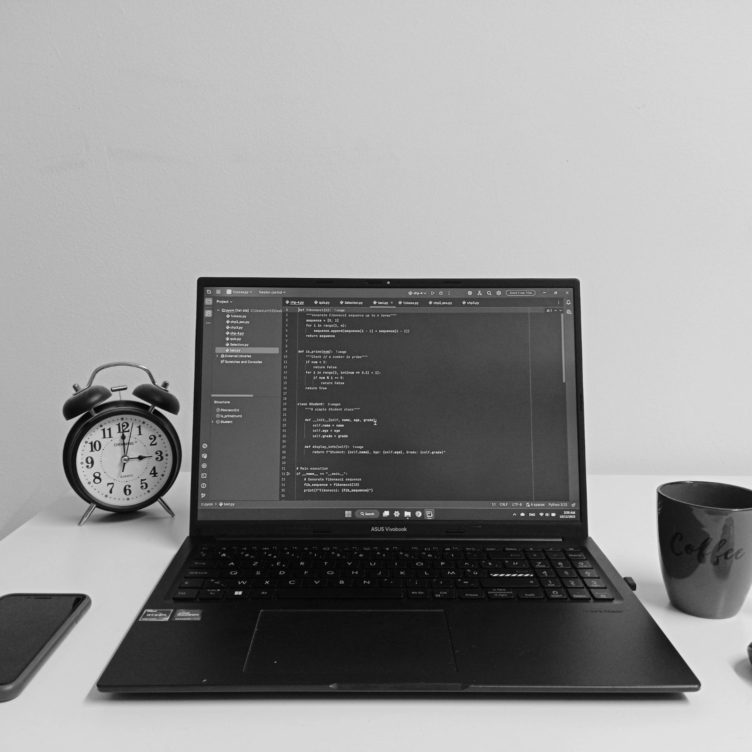 Black & White Laptop Screen Website Code